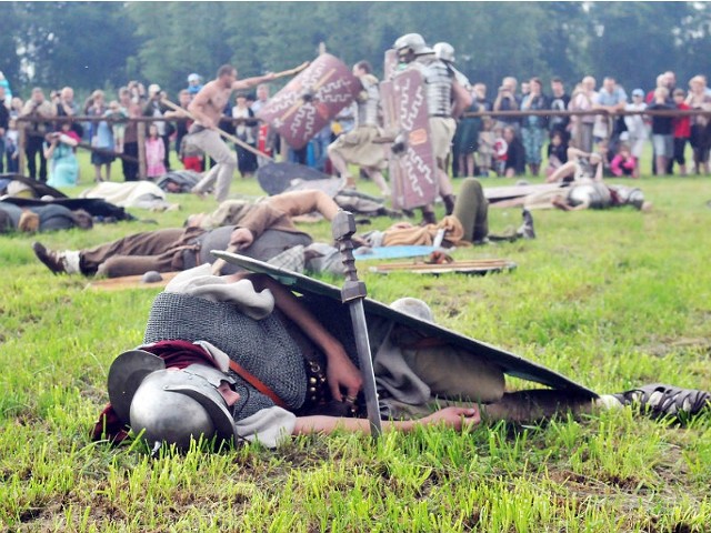 Bitwa była zażarta i trup ścielił się po obu stronach.