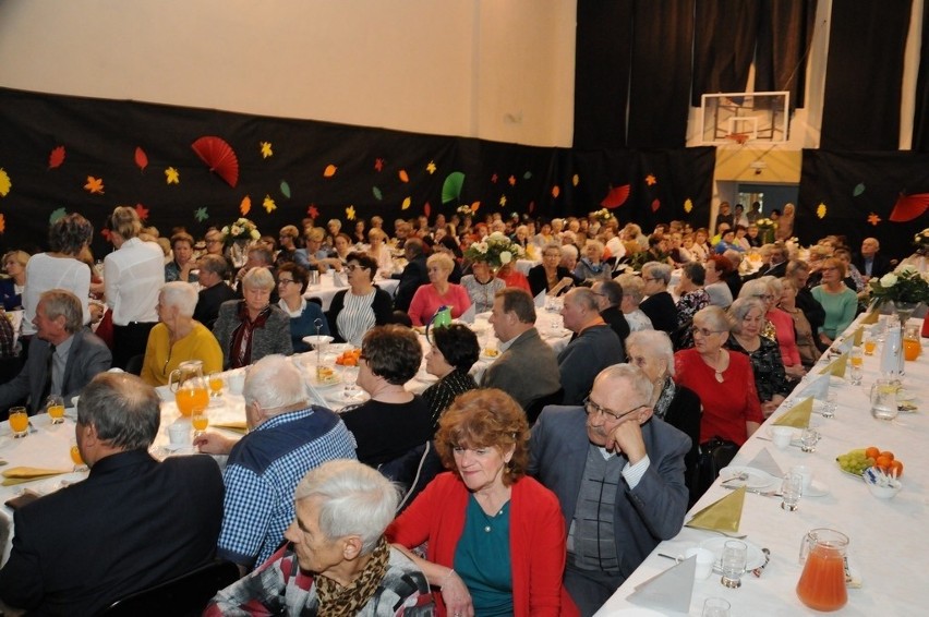 Blisko 200 osób wzięło udział w Ogólnopolskim Dniu Seniora w...