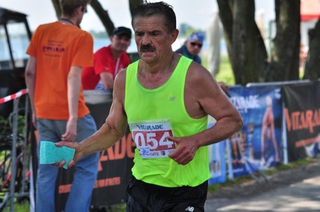 Prezes Klubu Biegacza Witar Tarnobrzeg Zenon Dziadura, zaliczył udany występ zajmując dobre 11 miejsce w maratonie. 