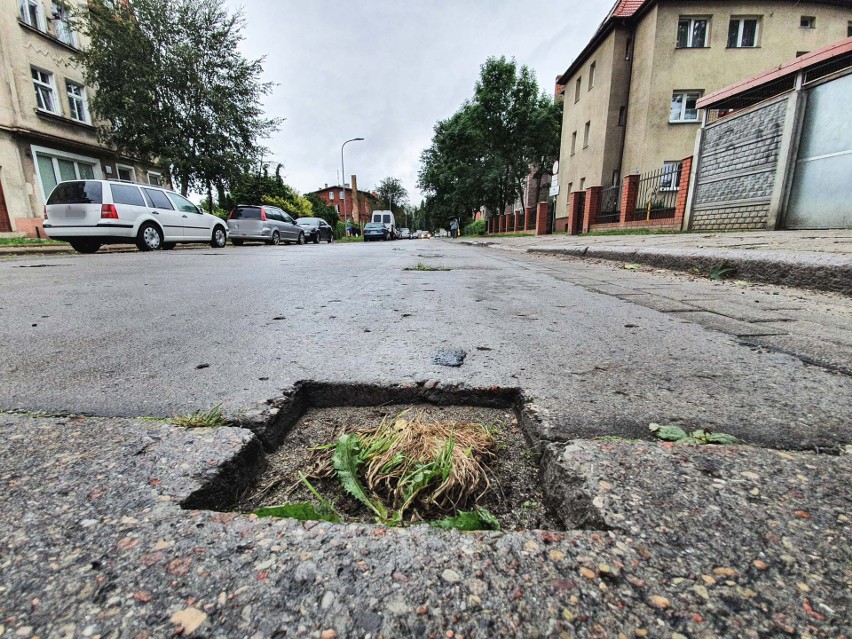 Ulica kuriozum w Słupsku doczekała w końcu remontu. Chopina ma być zrobiona do 11 grudnia