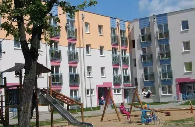 Obecnie na ulicy Drzymały znajdują się już trzy budynki socjalne, w których mieszka 139 rodzin. Za rok dołączą do nich nowi sąsiedzi, którzy zajmą w sumie 40 lokali