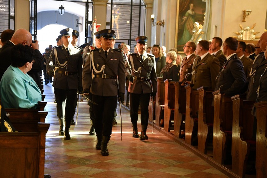 Komenda Powiatowa Policji w Sejnach ma już swój sztandar (zdjęcia)