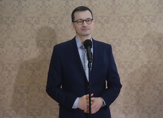 Premier Mateusz Morawiecki w Środowiskowym Domu Samopomocy w Jedlance przekonywał, że „Polska musi być dostępna dla wszystkich”.