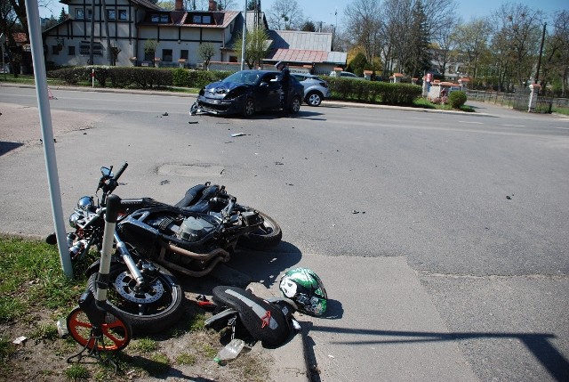 Do wypadku z udziałem motocyklisty doszło w samym centrum Pruszcza Gdańskiego