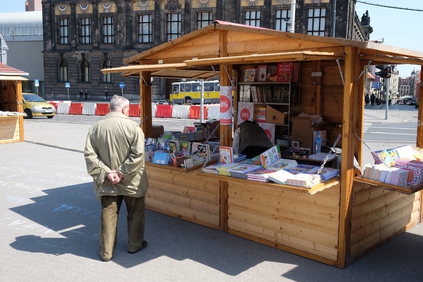 Majówkę można spędzić z książką