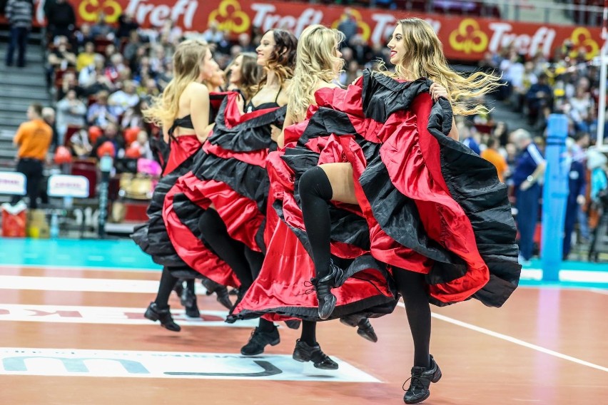 Najpiękniejsze cheerleaderki. One olśniewają swoją urodą. Zobacz zdjęcia cheerleaders! [galeria]