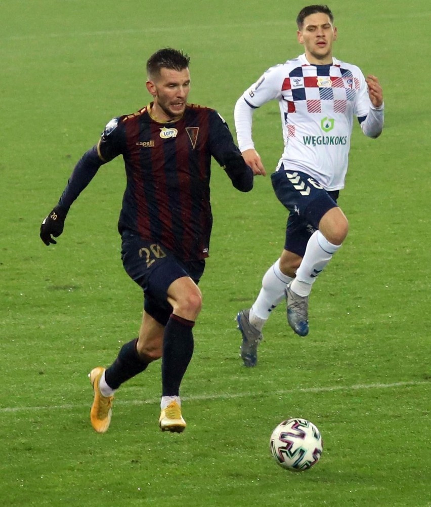 Górnik Zabrze pokonał w listopadzie Pogoń Szczecin 2:1.