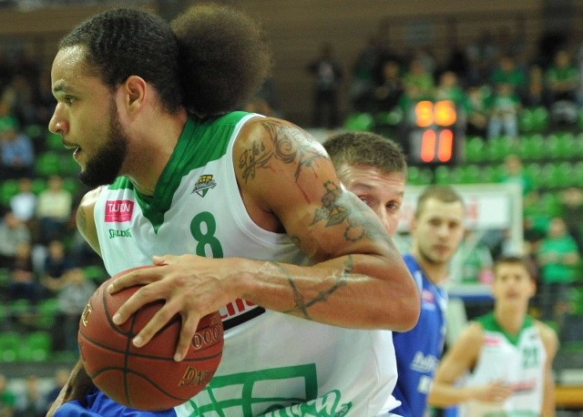 Chevon Troutman, skrzydłowy Stelmetu Zielona Góra, był bliski uzyskania double-double. Na swoim koncie zapisał 10 punktów i 8 zbiórek.