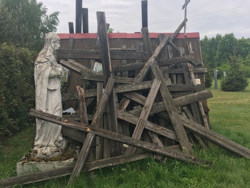 Auschwitz-Birkenau zlało się z miastem Oświęcim - mówi autor...