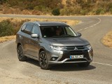 Mitsubishi Outlander PHEV 2016. W Polsce od 205 990 zł 