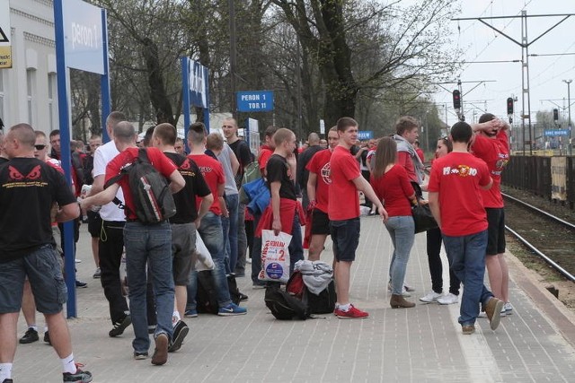 Do Krakowa z Łodzi wybrało się ponad 1000 kibiców Widzewa. Dodatkowo wesprze ich kilkuset kibiców zaprzyjaźnionego Ruchu Chorzów