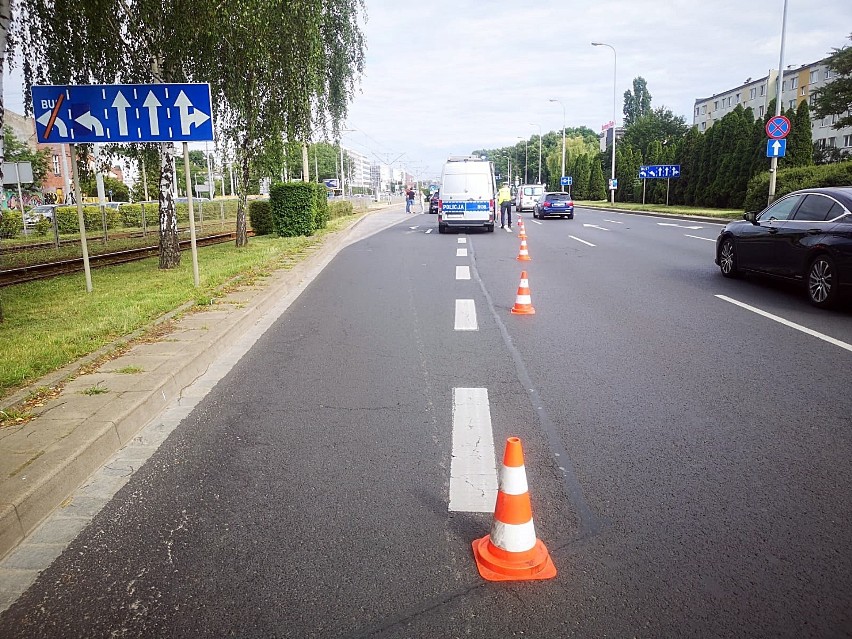 (12.06.2024) Trzy samochody zderzyły się na ulicy Legnickiej...