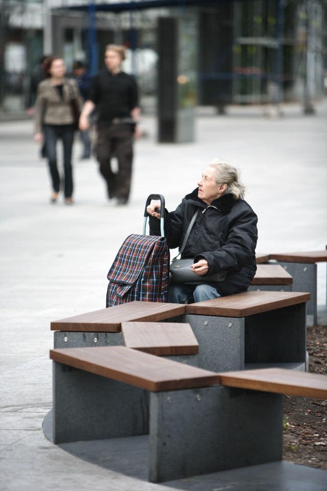 Dla emeryta każde wyjście na zakupy to ekwilibrystyka, gdzie kupić taniej. Bo gdy kupuje się żywność, to tylko na niej można zaoszczędzić.