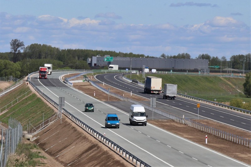 Via Baltica. Powstają kolejne odcinki ekspresówki, która połączy trasę S8 z Budziskiem na granicy Polski z Litwą