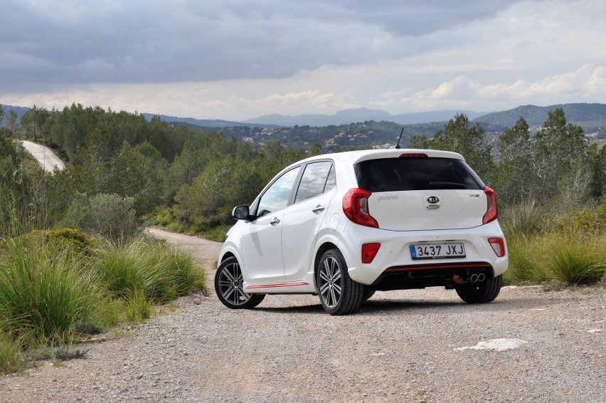 Kia Picanto III - test...