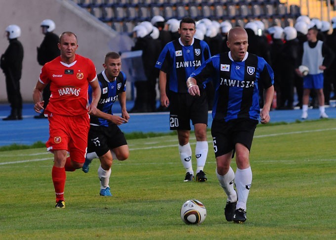 Fotoreportaż z meczu i zadymy na stadionie