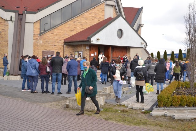 W parafii Kozala w Lipnie proboszcz Henryk Kołodziejczyk jest oskarżony o molestowanie osób dorosłych. Prowadzone jest dochodzenie przez Sąd Kościelny