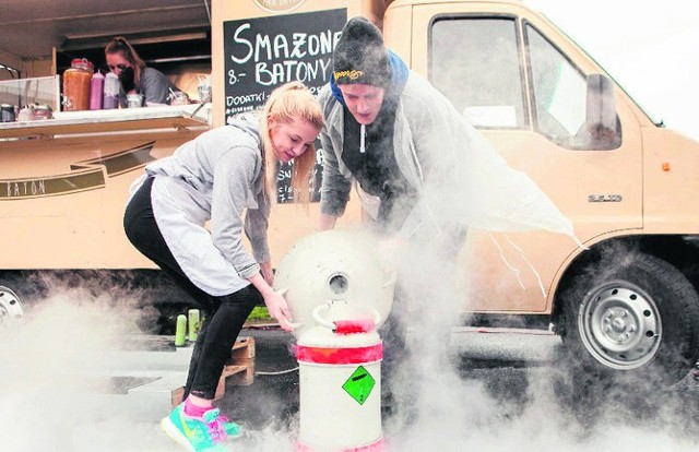 Na zlocie foodtrucków przed Centrum Handlowym „Echo” będzie  można między innymi spróbować molekularnych lodów. 