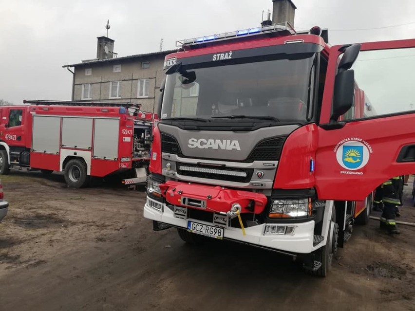 Pakotulsko. Wójt Przechlewa wyczuł gaz i ewakuował mieszkańców swojego bloku, zanim przyjechali strażacy