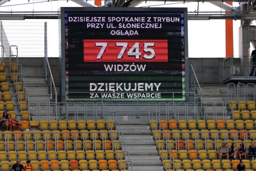 Mecz Jagiellonia - Bruk-Bet z trybun stadionu miejskiego w...