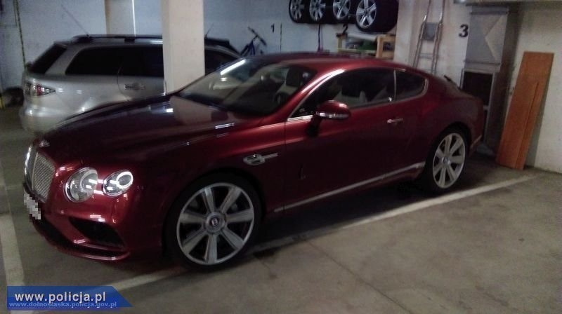 Odzyskane auto to niespełna 3-letni Bentley Continental GT...