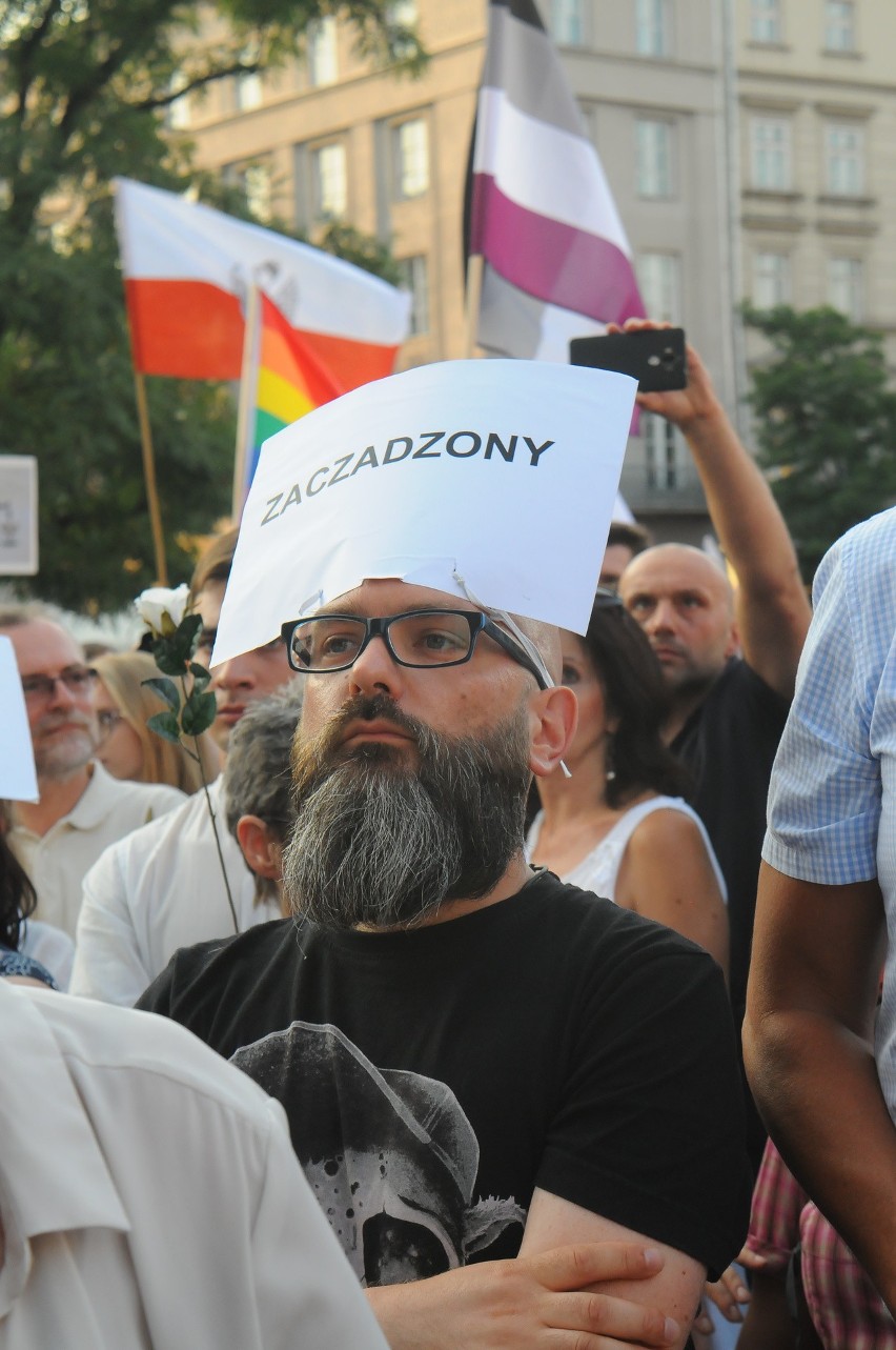 Kraków. Wielki protest na Rynku Głównym w obronie sądów