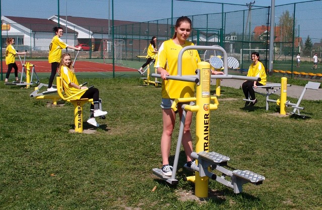 Uczniowie „Staszica” zapraszają na festyn i wspólne ćwiczenia.