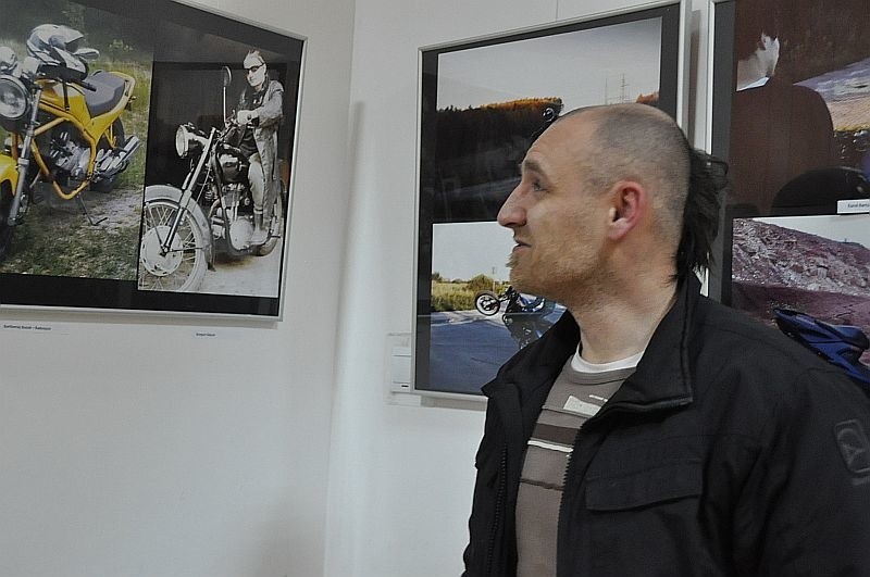 DK Końskie. Wystawa fotograficzna "Motocyklista"