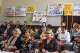 Poznań: Radni przyjęli nową siatkę szkół. Nie obyło się bez krytyki reformy