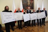 Eksperci Jarosława Gowina radzą fuzję Uniwersytetu Łódzkiego z Uniwersytetem Medycznym! To wniosek z oceny w konkursie na uczelnie badawcze