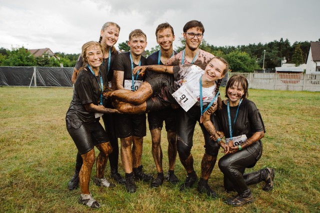 Festiwal Życia 2021. Bieg w wodzie i w błocie okazał się sporym wyzwaniem