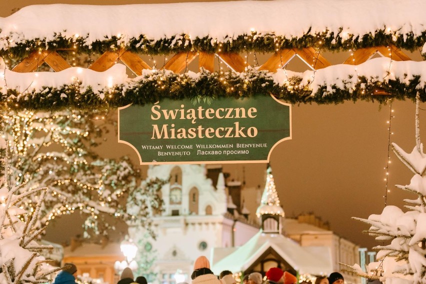 Estrada Rzeszowska startuje z przygotowaniami do Świątecznego Miasteczka, które stanie na Rynku od 2 grudnia