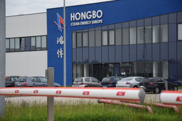 Spółka Hongbo po raz kolejny spóźniła się z wypłatą wynagrodzeń. Po raz kolejny w zakładzie pojawiła się też kontrola z inspekcji pracy.