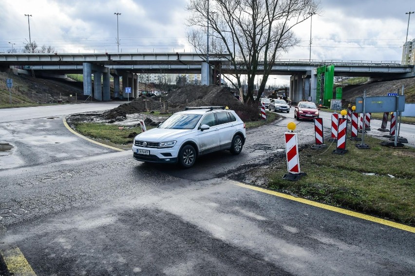 W środę, 2 lutego, po godzinie 18.00 drogowcy przełożyli...