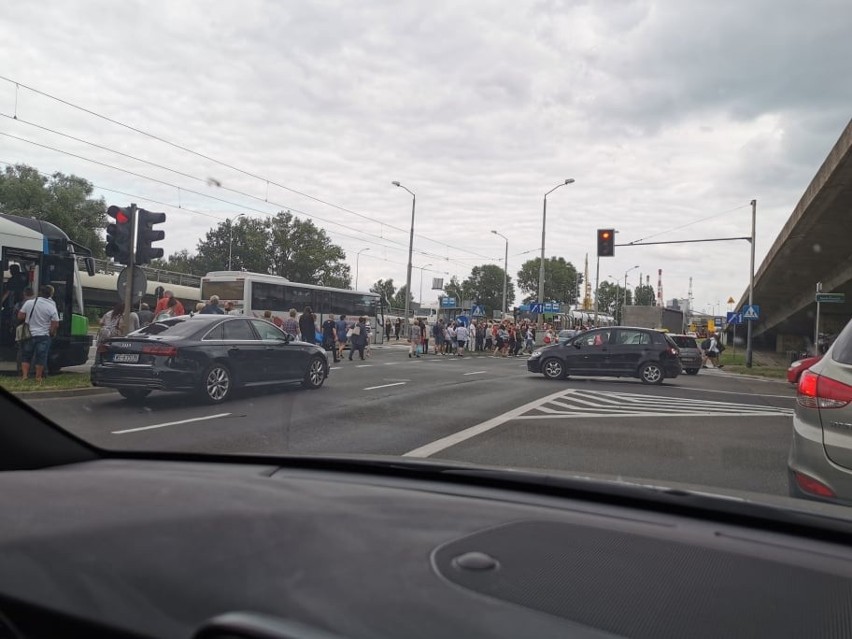 Nie kursują tramwaje w obie strony na ul. Gdańskiej w...