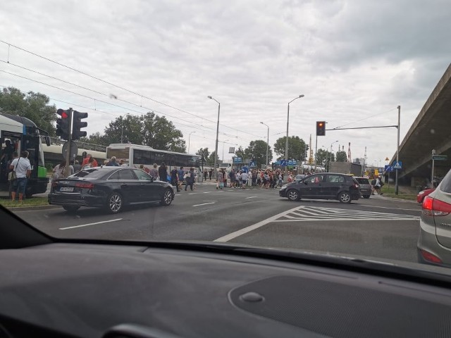 Nie kursują tramwaje w obie strony na ul. Gdańskiej w Szczecinie