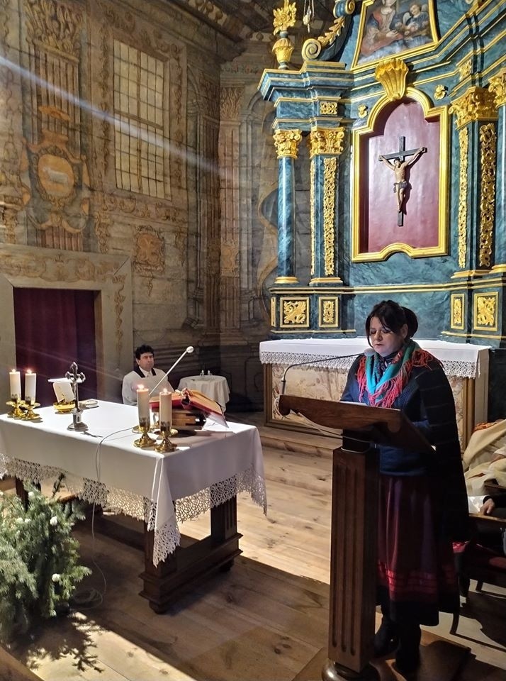 Święto Matki Boskiej Gromnicznej w Muzeum Wsi Radomskiej. Była msza a potem prezentowano dawne obrzędy