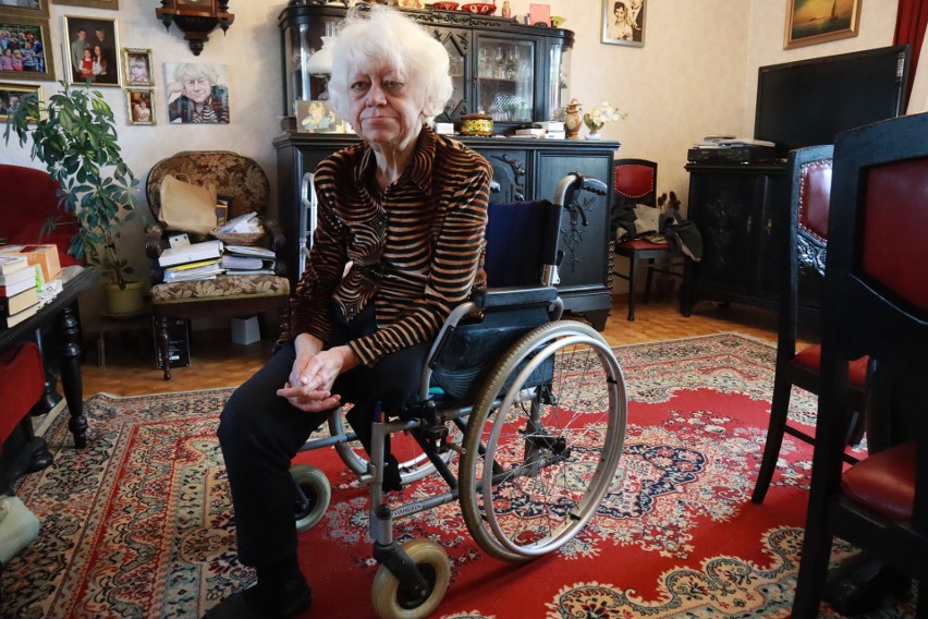 Seniorka na wózku zapłaciła 200 zł za parkowanie w centrum Łodzi. Bo nie miała bezpłatnego abonamentu