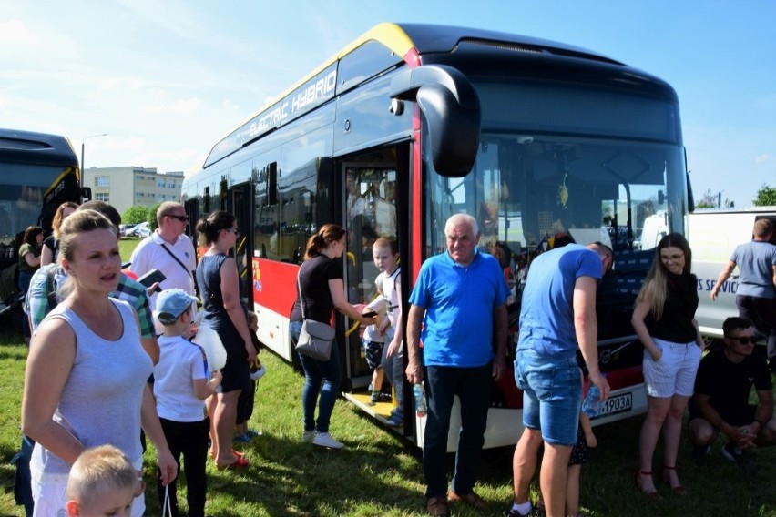 Od godziny 16 na na placu przy ulicy Molla i Błażka na...