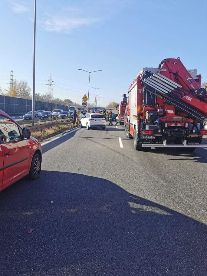 Kraków. Wypadki na autostradzie A4. Obwodnica Krakowa była zablokowana [ZDJĘCIA]