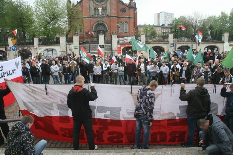 Marsz żołnierzy wyklętych w Bielsku-Białej: Bezpieczeństwa przypilnują kibice i ONR