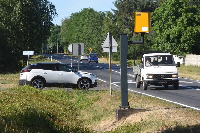 W Polsce jest ponad 500 fotoradarów. Resort infrastruktury zastanawia się na efektywnością nakładania kar za przekroczenie prędkości