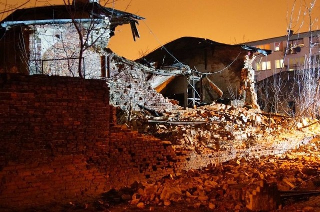 Kalisz: Zawalił się budynek przy ul. Asnyka