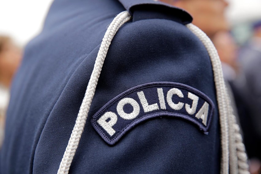 Prokuratura zajmuje się sprawą policjantów z KPP w Kościerzynie. Miało dojść do znieważenia i naruszenia nietykalności osobistej 