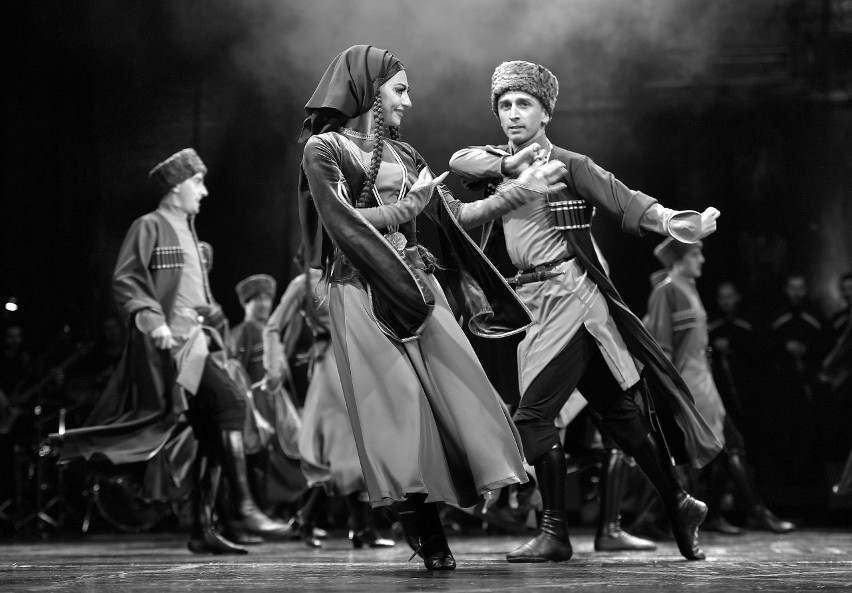 W krainie gruzińskiego tańca. Etniczność, balet i nowoczesność!
