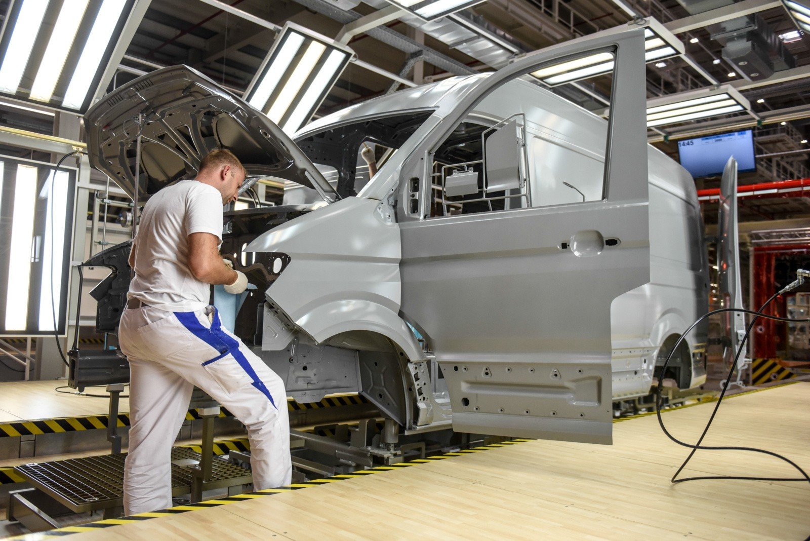 Volkswagen Poznań Pracownicy dostaną tysiąc zł podwyżki