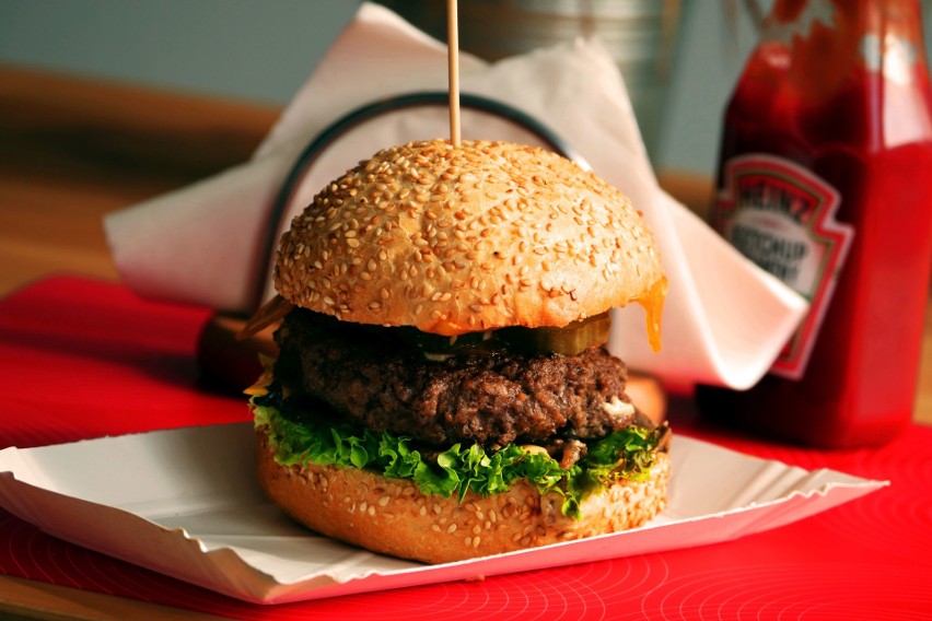 Radom. Burger State - nowa burgerownia na kulinarnej mapie Radomia. Otwarcie już w sobotę, 24 marca