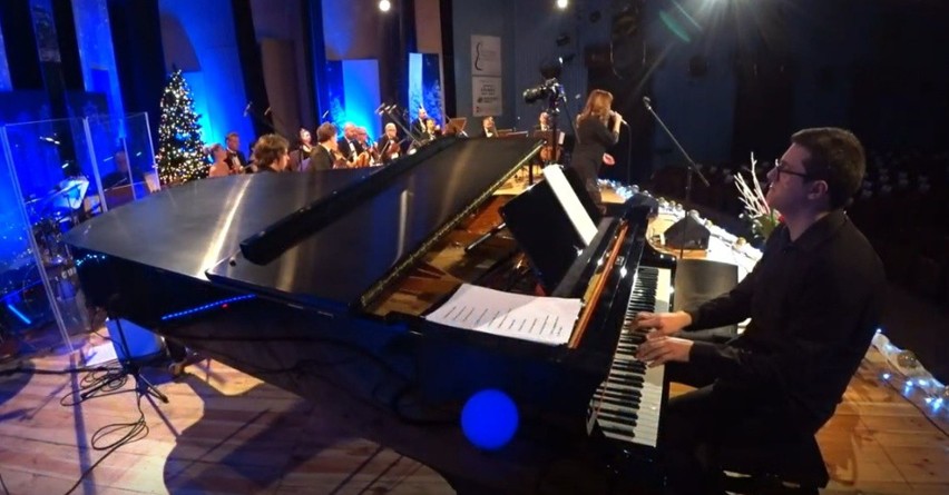 Radomska Orkiestra Kameralna zaprosiła na Koncert Gwiazdkowy - The best of Ella Fitzgerald on-line