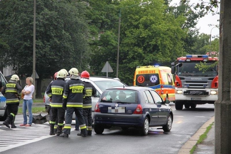 W wypadku ucierpiał również renault clio.