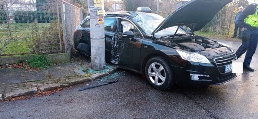 Wypadek w Łodzi! Zderzenie aut osobowych. Dwie osoby ranne! ZDJĘCIA